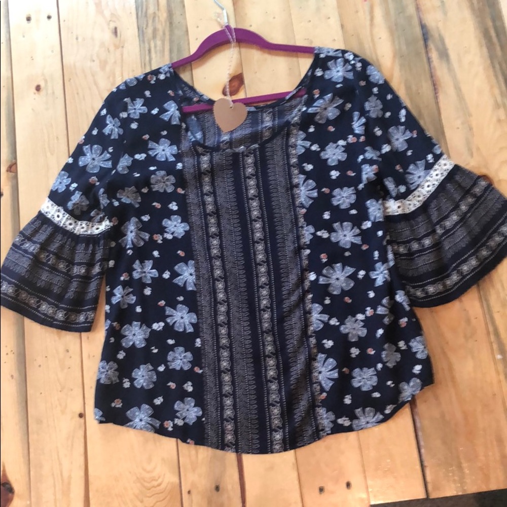 Blouse/ new
